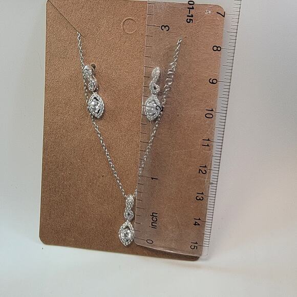 Vintage Sterling Silver CZ Necklace and Earring Set with Marquise Drop Design - Picture 3 of 10
